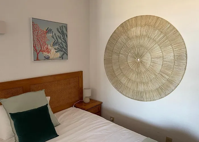 A Dois Minutos Da * Portimao