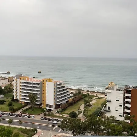 Apartamento A Dois Minutos Da *